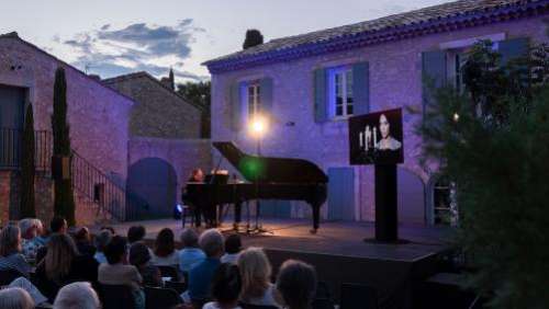 La Roque-d'Anthéron : le cinéma en musique avec le pianiste Jean-Marc Luisada