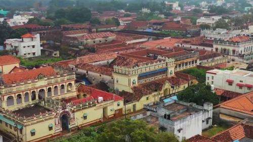 Dans le sud de l'Inde, des architectes français restaurent un somptueux palais du Chettinad