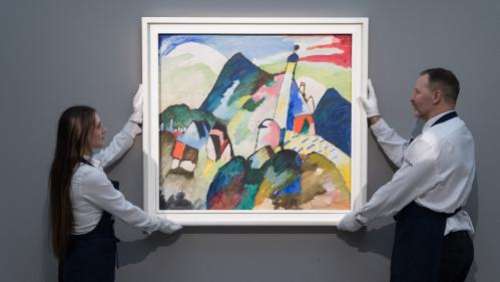Royaume-Uni : un tableau de Kandinsky vendu près de 42 millions d'euros aux enchères, un record pour l'artiste russe