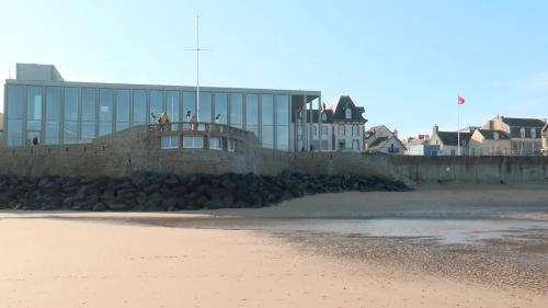 Le nouveau musée du Débarquement de Normandie à Arromanches ouvre ses portes au public le 1er avril