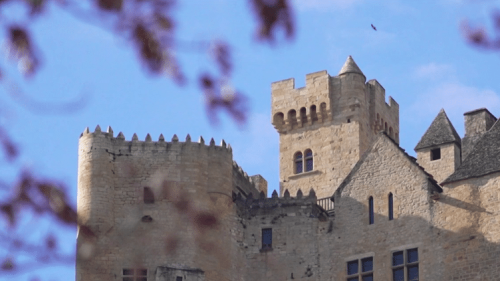 Découverte : le château de Beynac, un décor de cinéma au-dessus de la Dordogne