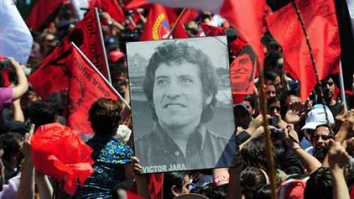 Un des officiers de Pinochet meurtriers du chanteur Victor Jara se suicide avant la prison