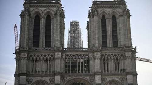 Reconstruction de Notre-Dame : pourquoi le choix du plomb pour recouvrir la flèche fait toujours polémique, à un an de la réouverture