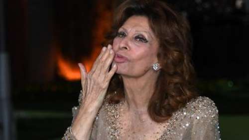 L'actrice italienne Sophia Loren, 89 ans, en convalescence après une chute et une opération de la hanche