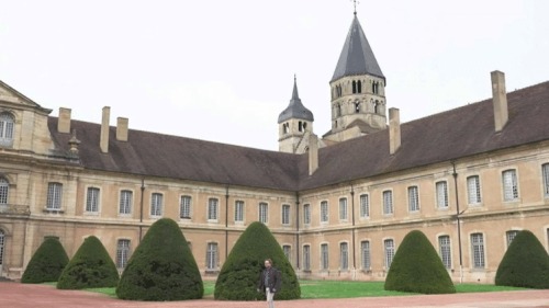 Patrimoine : découverte de l’abbaye de Cluny, en lice pour devenir le monument préféré des Français