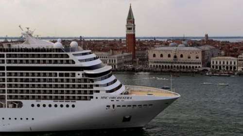 Tourisme de masse, changement climatique... L'Unesco recommande de placer Venise sur la liste du patrimoine mondial en péril
