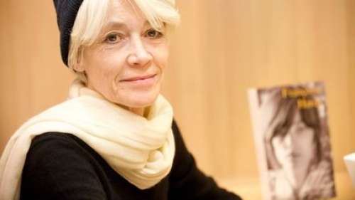 Fin de vie : la chanteuse Françoise Hardy, malade, veut 