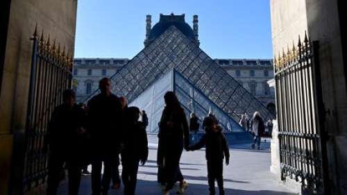Le musée du Louvre va fortement augmenter ses tarifs, à six mois des Jeux olympiques