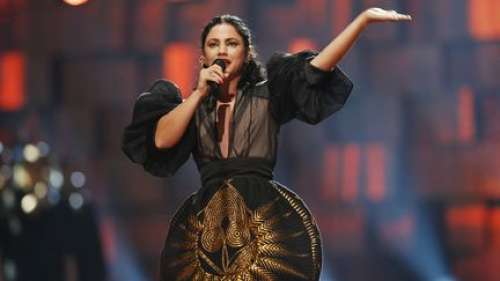 Tunisie : annulation du concert de la chanteuse Emel Mathlouthi qui s'était produite dans les Territoires palestiniens