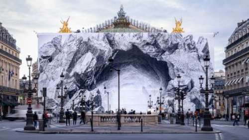 Après une caverne, l'artiste JR offre une grotte au Palais Garnier