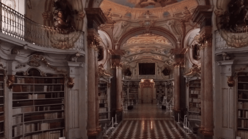 Patrimoine : en Autriche, une bibliothèque millénaire star des réseaux sociaux