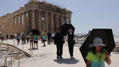 Grèce : le nombre des visites quotidiennes de l'Acropole à Athènes va être limité dès septembre
