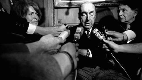 Chili : Manuel Araya, l'ancien assistant de Pablo Neruda qui a étayé la thèse de l'assassinat du poète, est mort