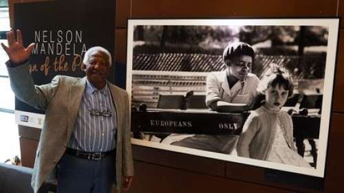 Le photographe sud-africain Peter Magubane, chroniqueur de l'apartheid et proche de Nelson Mandela, est mort