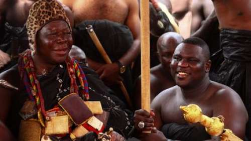 Le Royaume-Uni renvoie temporairement au Ghana des trésors ashanti volés pendant la colonisation
