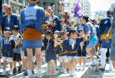 Fukagawa Hachiman Matsuri - Le rafraîchissant festival d’été de Tokyo