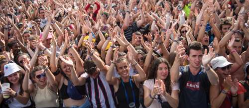 Covid-19 : 5 000 personnes assises maximum pour les festivals d’été