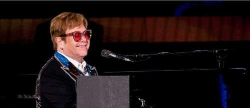 L’ultime concert d’Elton John au Royaume-Uni aura lieu à Glastonbury