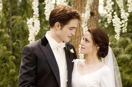 Twilight : les acteurs de la saga culte se retrouvent dix ans après, ils ont bien changé depuis