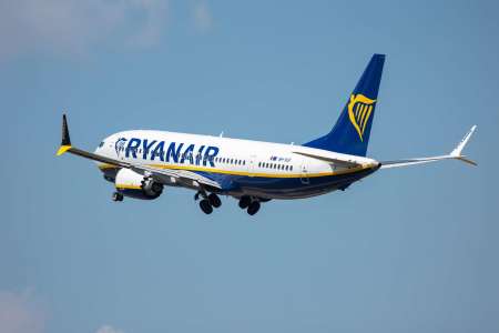 Ryanair : un couple oublie de prendre un billet d’avion pour leur bébé et décide de l’abandonner