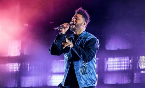 The Weeknd : le chanteur “presque cuit” par les flammes sur scène, il s’exprime