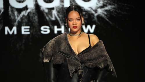Rihanna : le père de la chanteuse révèle avoir appris sa grossesse… au Super Bowl