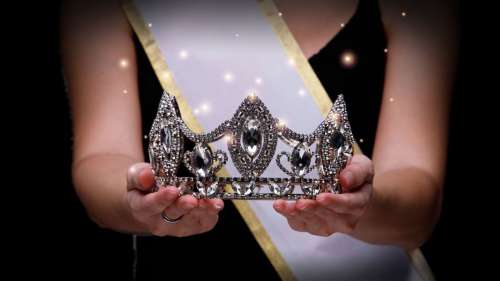 Miss Univers 2023 : on sait enfin qui représentera la France