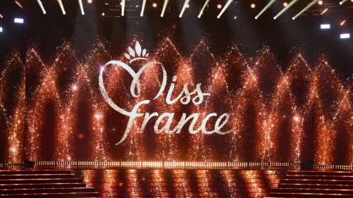 Miss France 2024 : les candidates dénoncent le test de culture générale « des questions hypers dures »