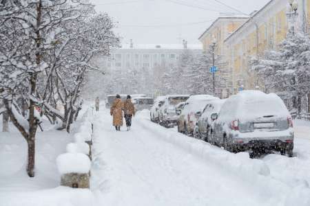 Alerte verglas et neige : les transports en commun supprimés dans ces départements