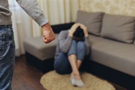 Violences conjugales : le témoignage poignant mais dur de Youlane