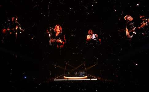 U2 lance une nouvelle ère de musique live lors du superbe concert d’ouverture de Sphere à Las Vegas