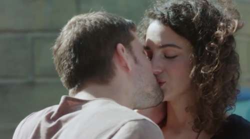 Plus belle la vie en avance : César et Emma s’embrassent (VIDEO PBLV épisode 3650)