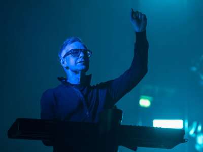 Depeche Mode remercie les fans pour « l’effusion d’amour » après la mort d’Andy Fletcher