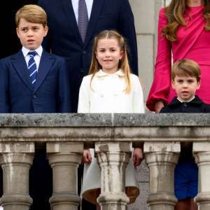 Le prince George est «très protecteur» des frères et sœurs Charlotte et Louis
