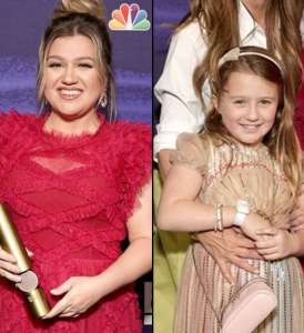 Kelly Clarkson amène sa fille River Rose aux PCA 2022 : photos