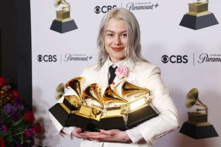 Bo Burnham soutient Phoebe Bridgers aux Grammy Awards 2024